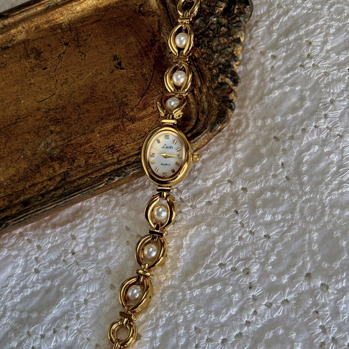 Vintage Women’s Gold Pearl Watch