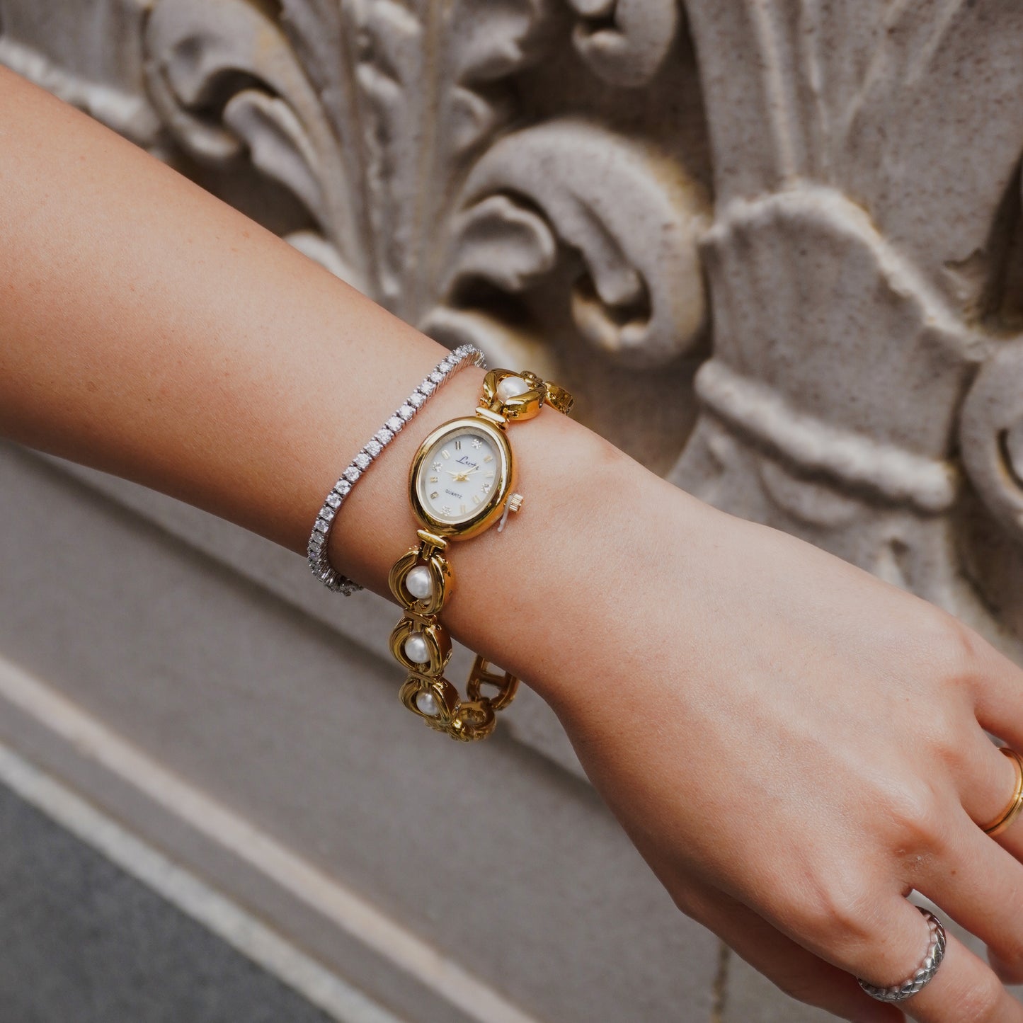 Vintage Women’s Gold Pearl Watch