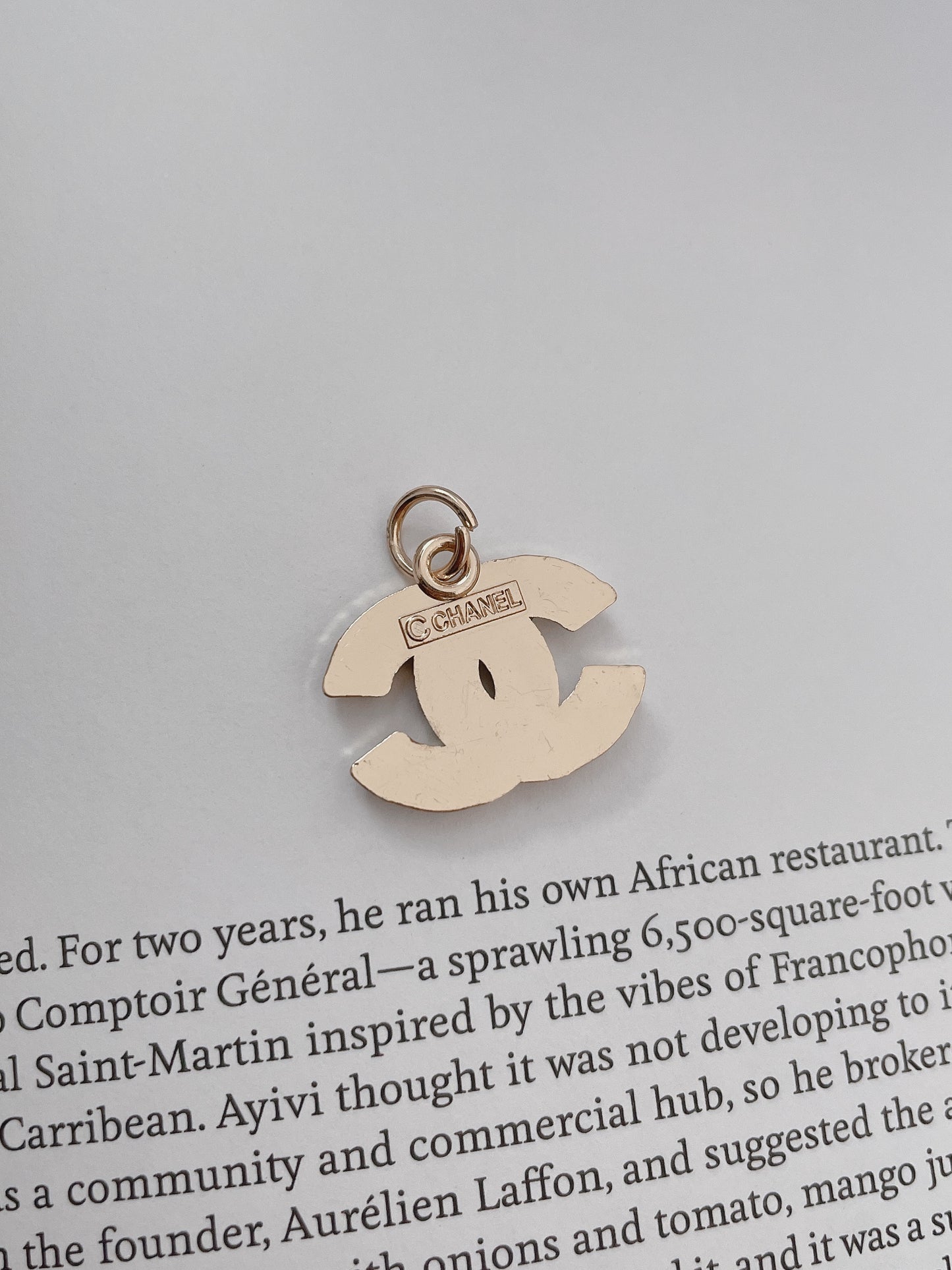 Designer Metal Zipper Pull with Rhinestone, Gold Tone, 22mm