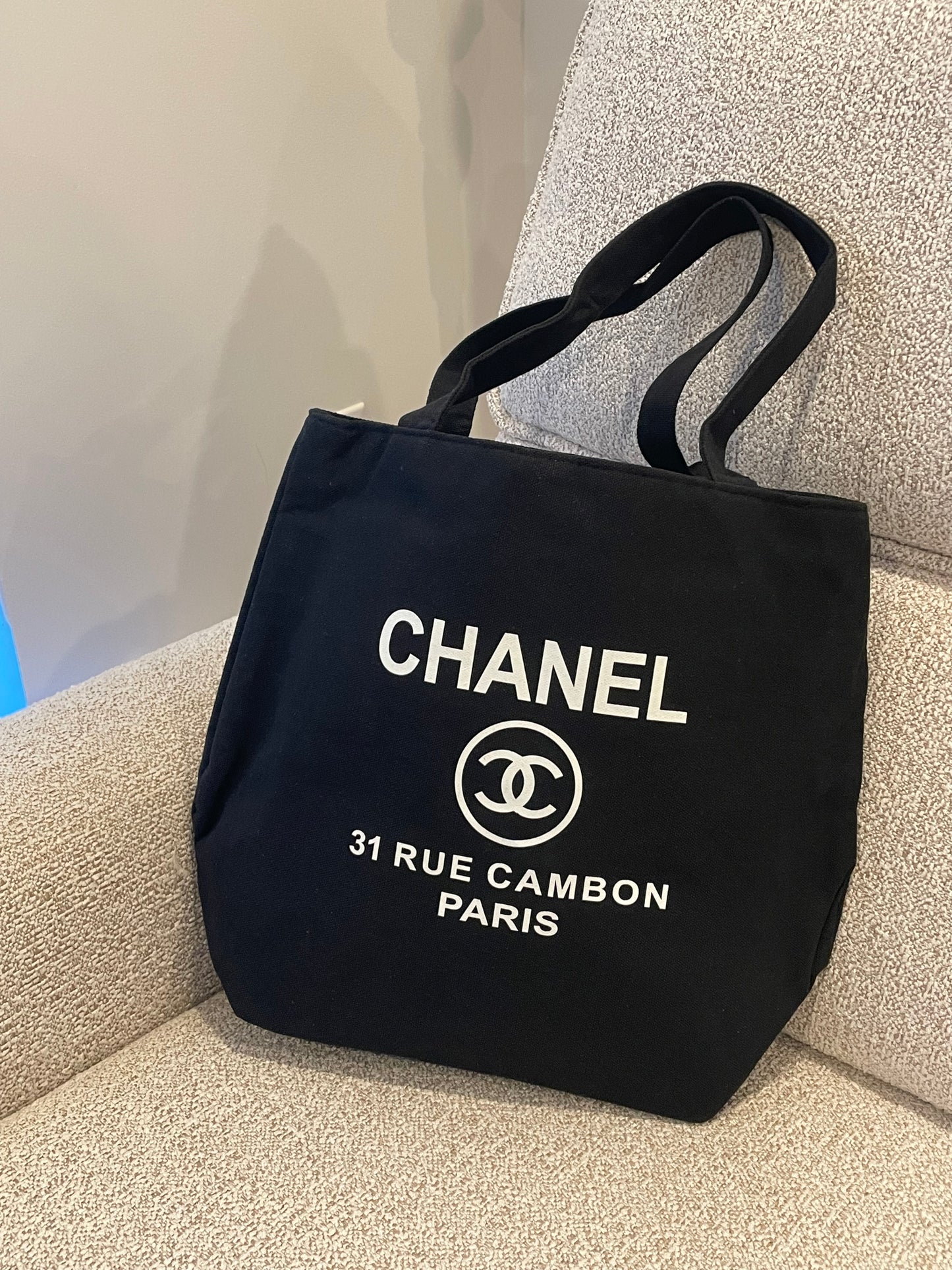 Chanel Novelty Black Tote Bag Canvas, CHANEL TOTE BAG 31 RUE CAMBON PARIS