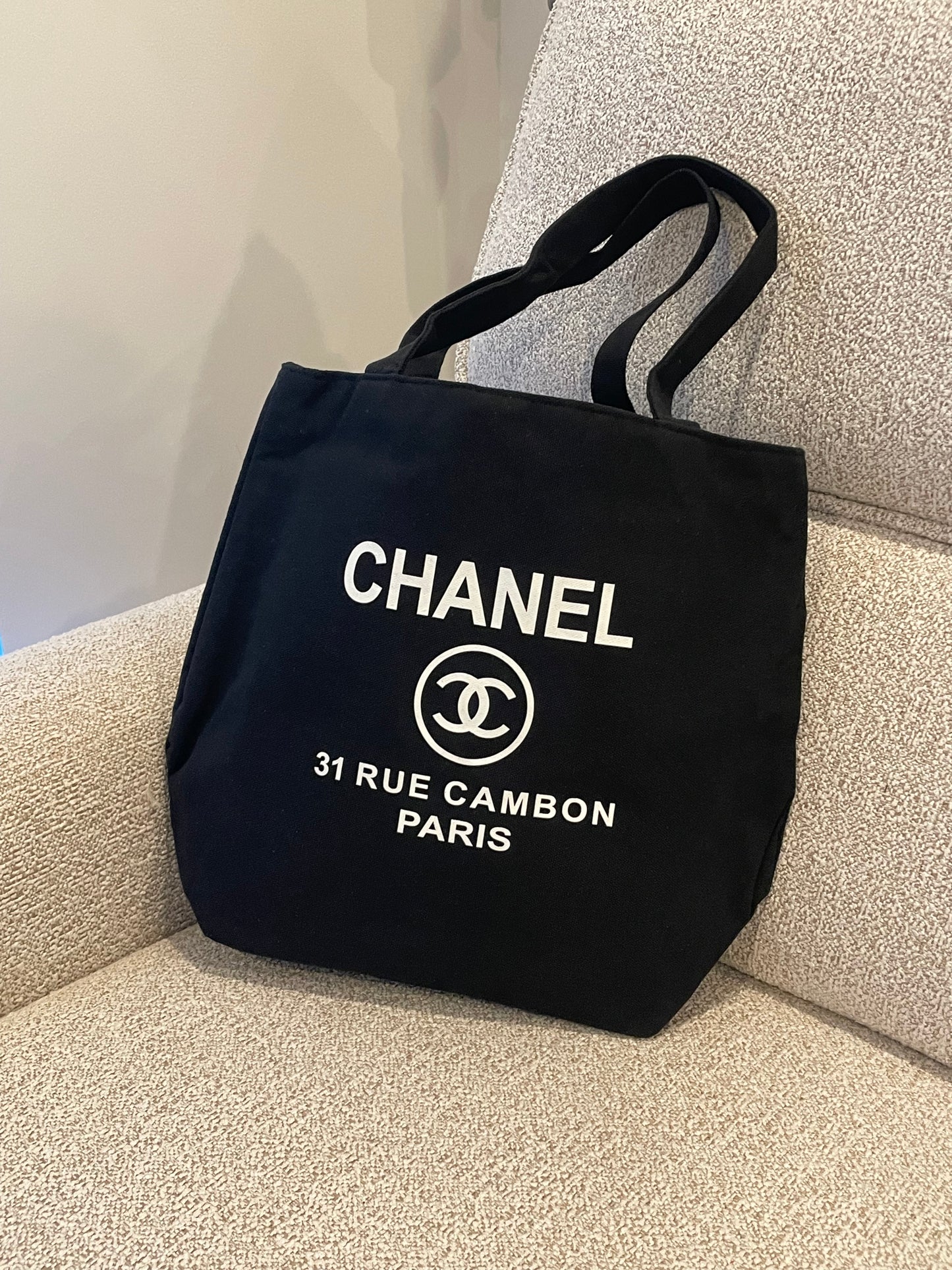 Chanel Novelty Black Tote Bag Canvas, CHANEL TOTE BAG 31 RUE CAMBON PARIS