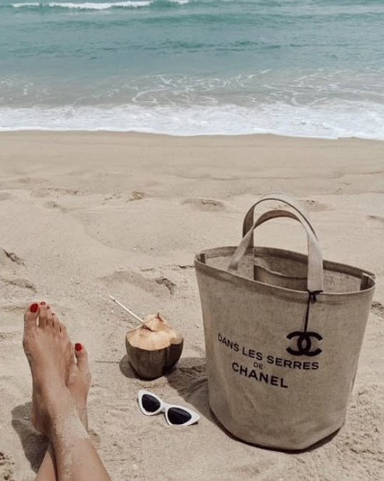 CHANEL Novelty Dans Les Serres Camellia Linen Tote Bag with Charm