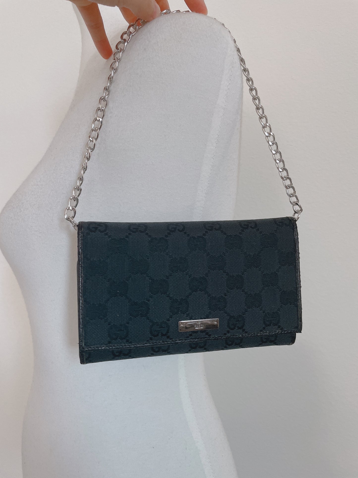 Pre-loved Gucci Black Shoulder Bag