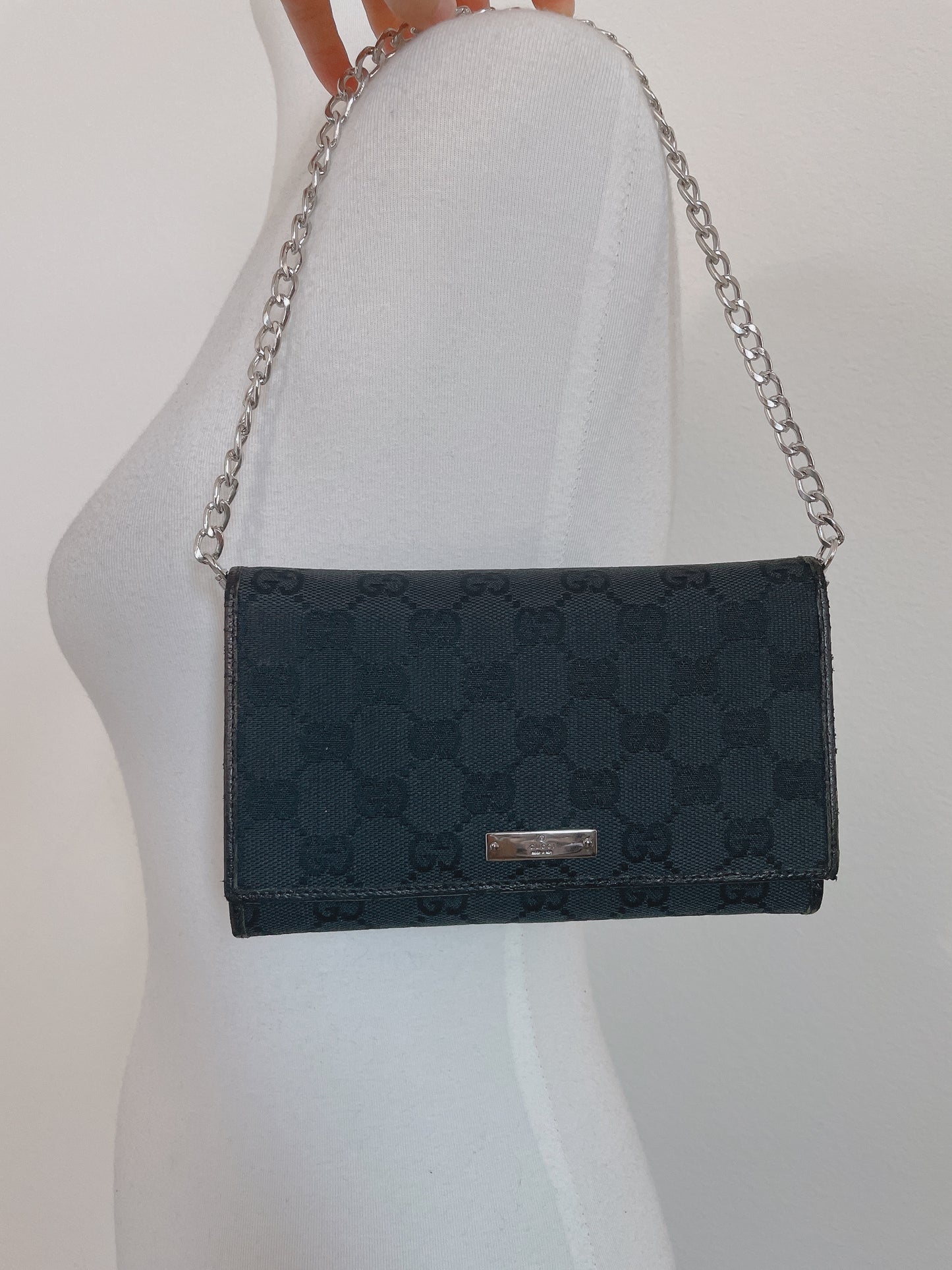 Pre-loved Gucci Black Shoulder Bag