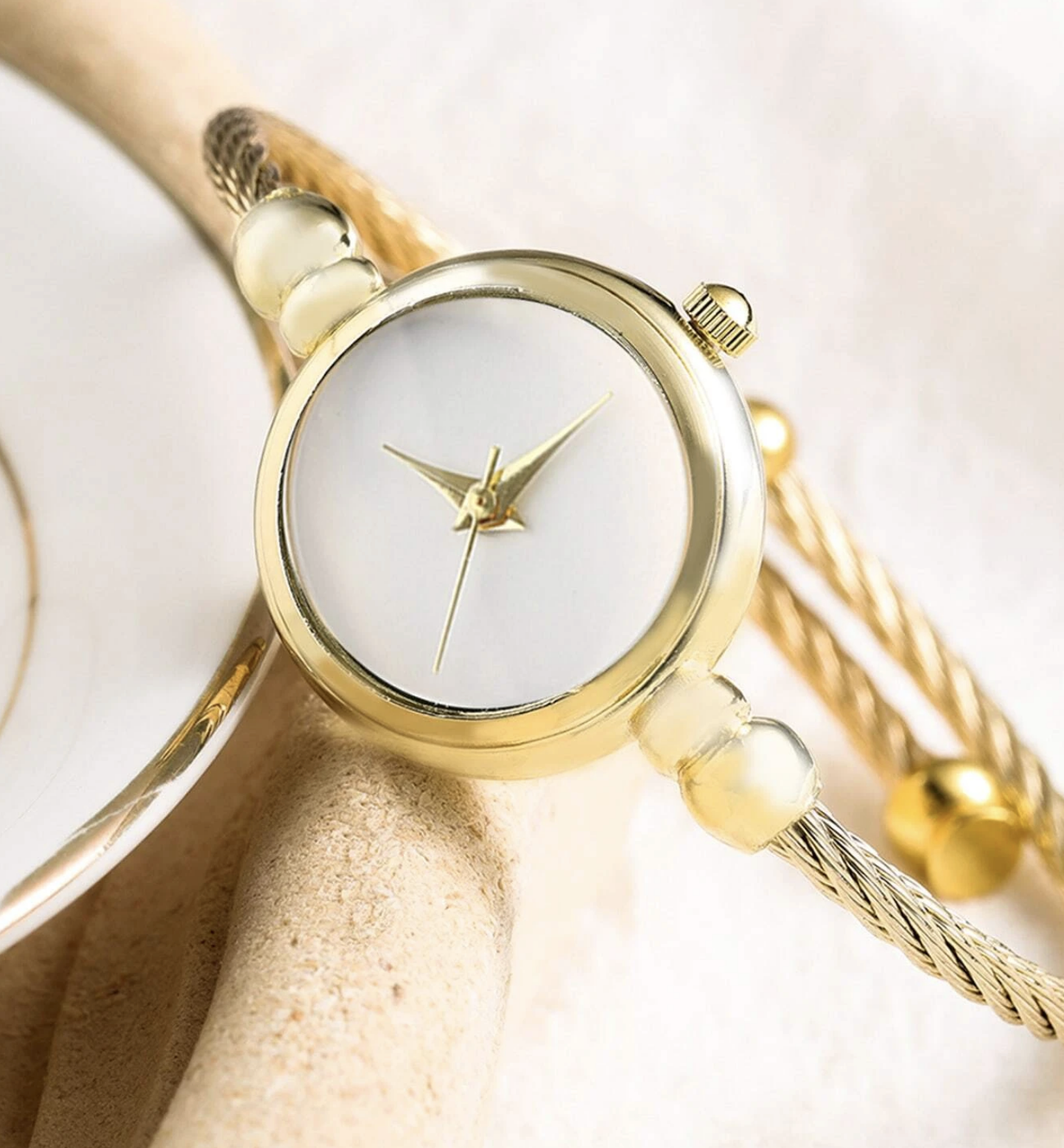 Minimalist Quartz Movement Watch, Bangle Style WristWatch